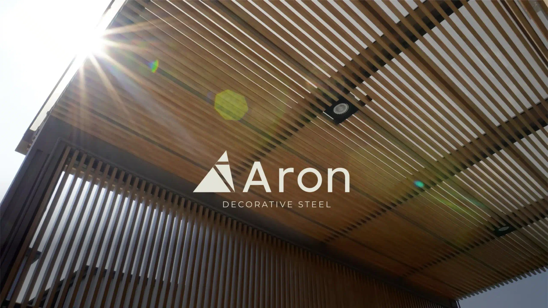 ระแนงเหล็กเคลือบลายไม้ Aron Facade