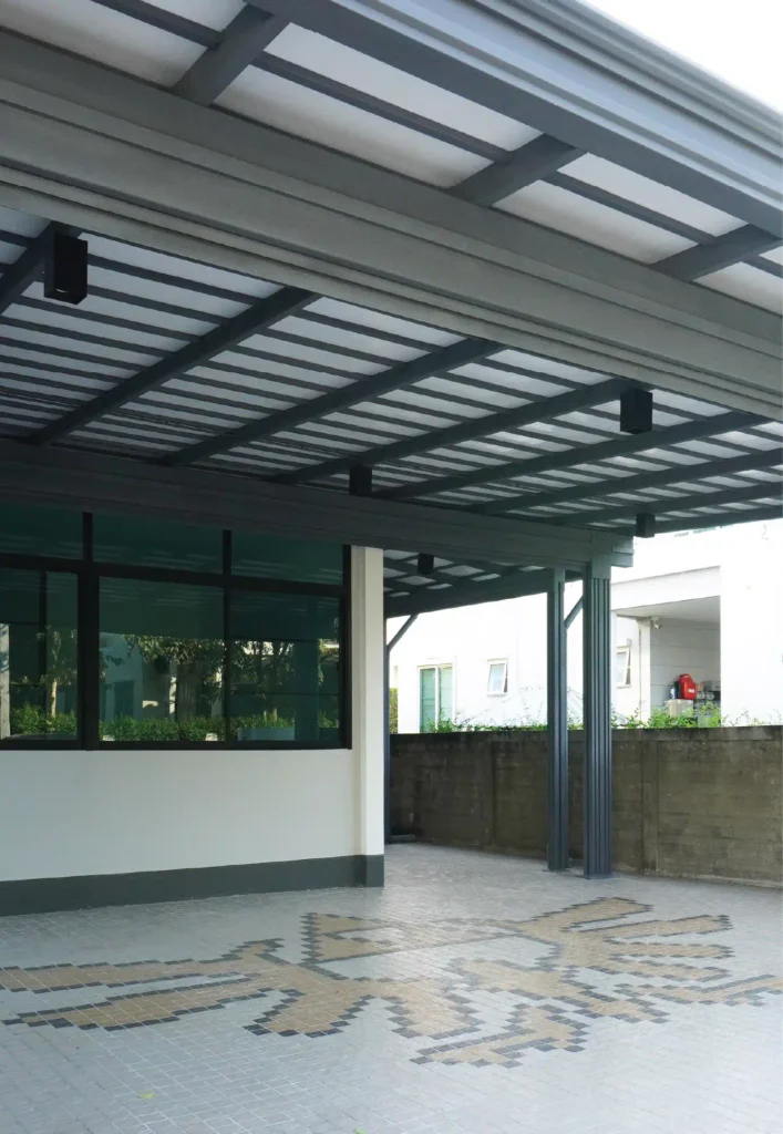 ตัวอย่างงานต่อเติมห้องกระจกโดย ROOVTECT