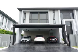 ตัวอย่างขนาดโรงจอดรถสำหรับรถยนต์ 3 คันที่แข็งแรงและได้มาตรฐาน