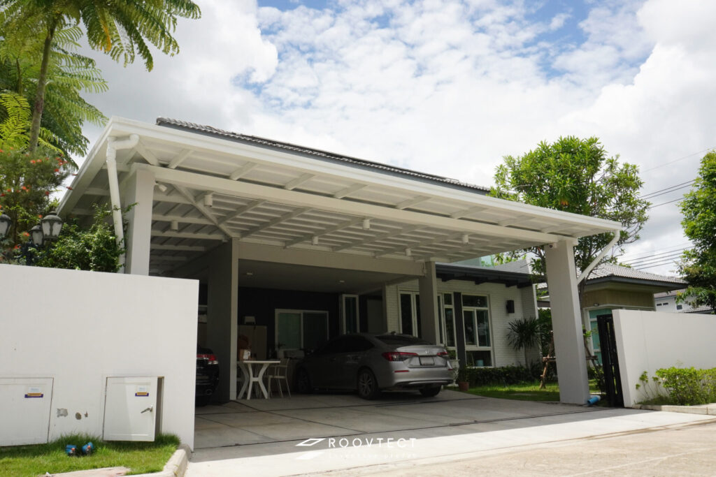 หลังคาโรงรถไวนิล โรงจอดรถไวนิล โรงรถหน้ากว้าง 3 คันจาก ROOVTECT